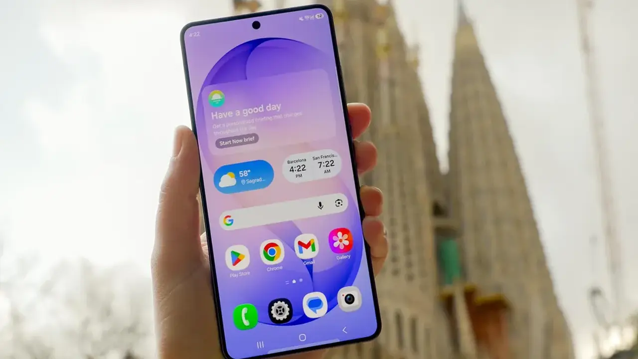 شاشة هاتف Galaxy S27 Pro المسربة تثير الدهشة: هل هي مستقبل سامسونج؟